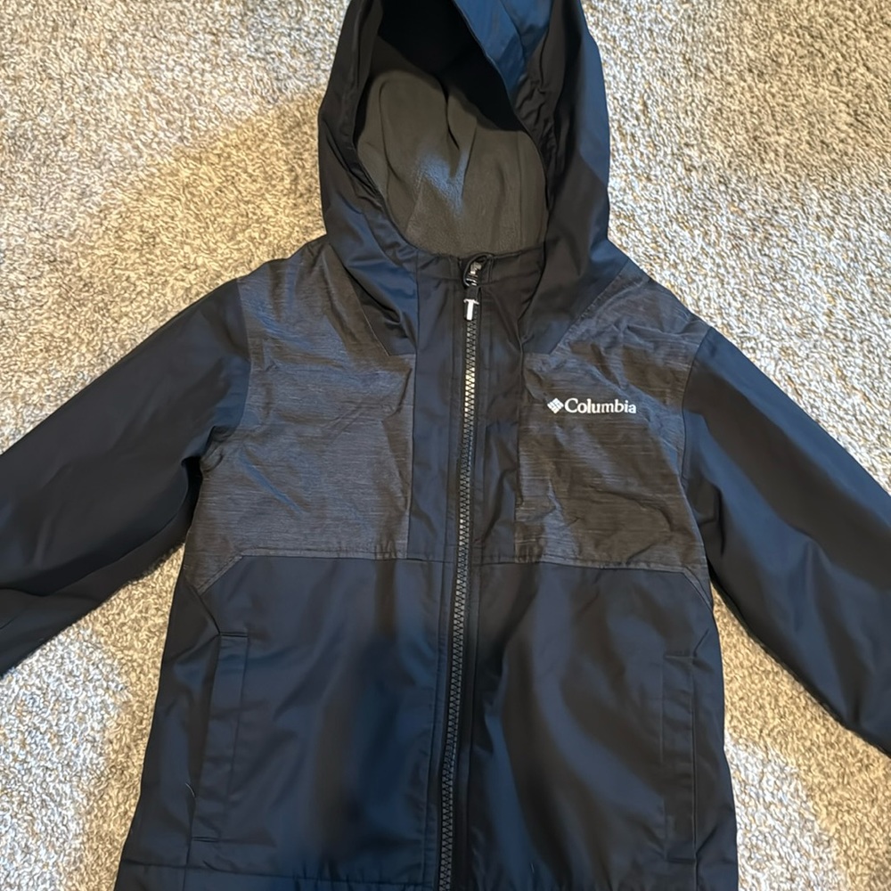 Boys Columbia fleece lined jacket with hood 3T